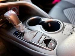 تۆیۆتا کامری